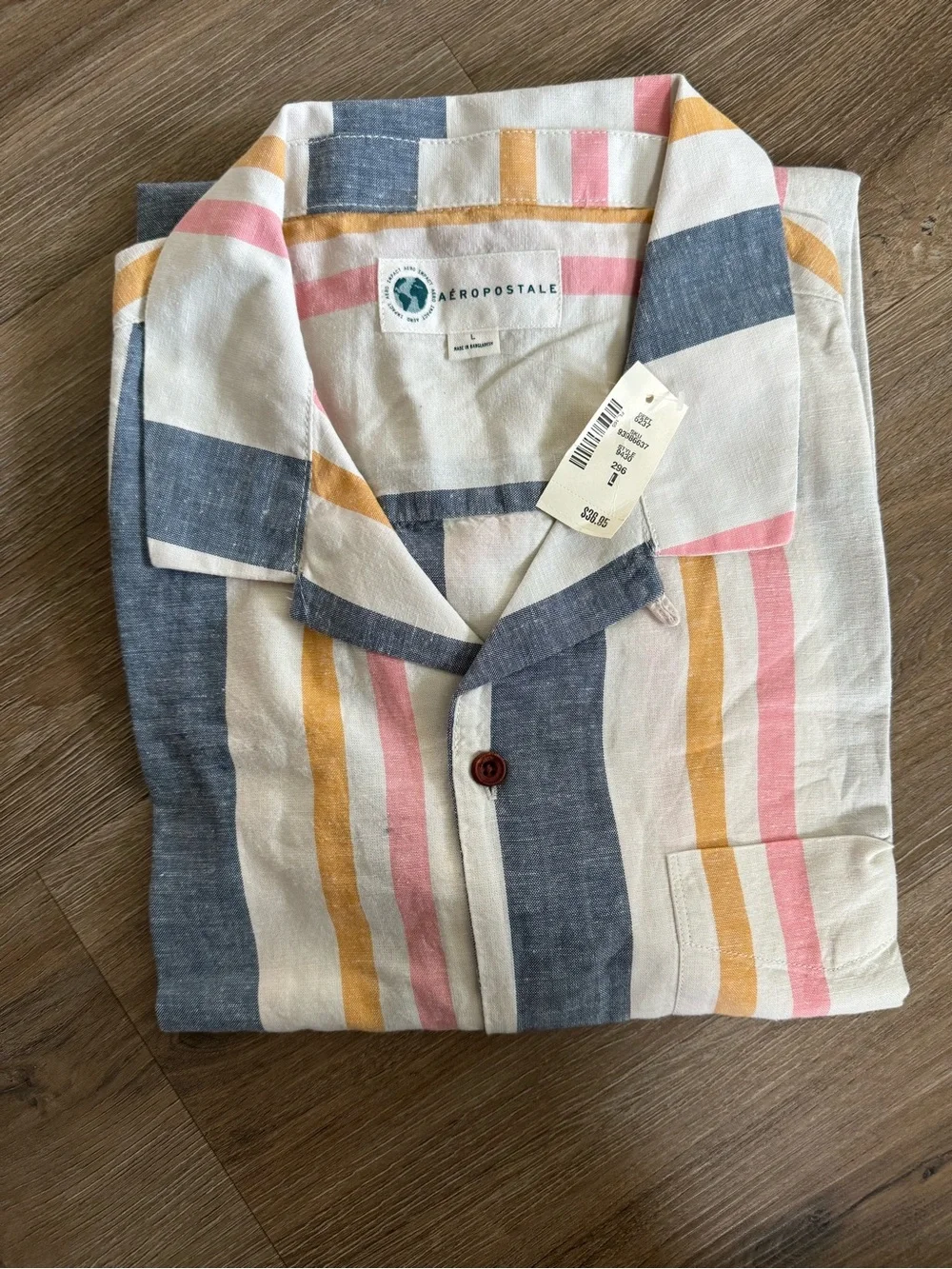 NWT Men’s large Casual Short-Sleeve Striped Button-Up Shirt - Multicolor